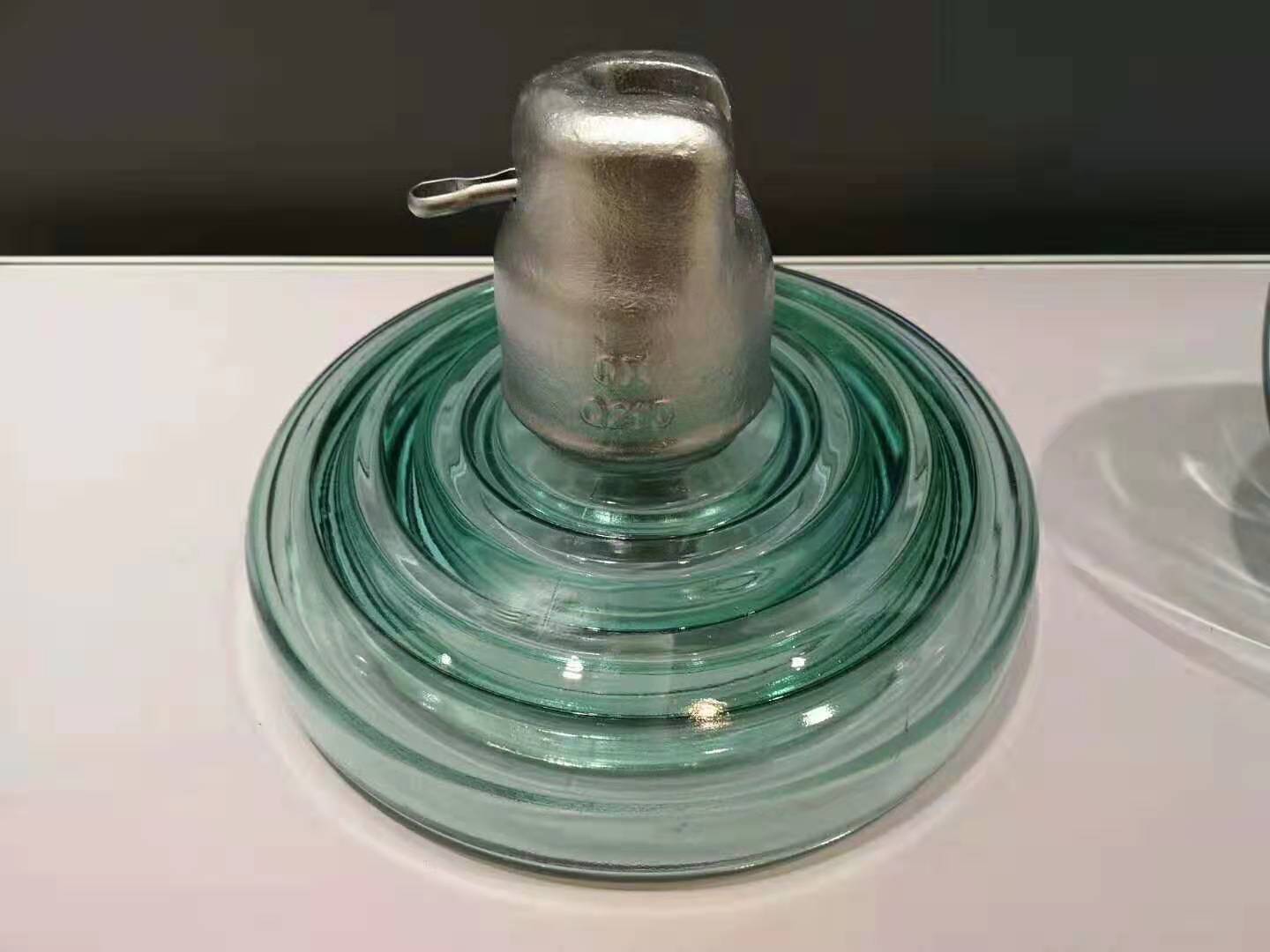 U210BP170玻璃绝缘子